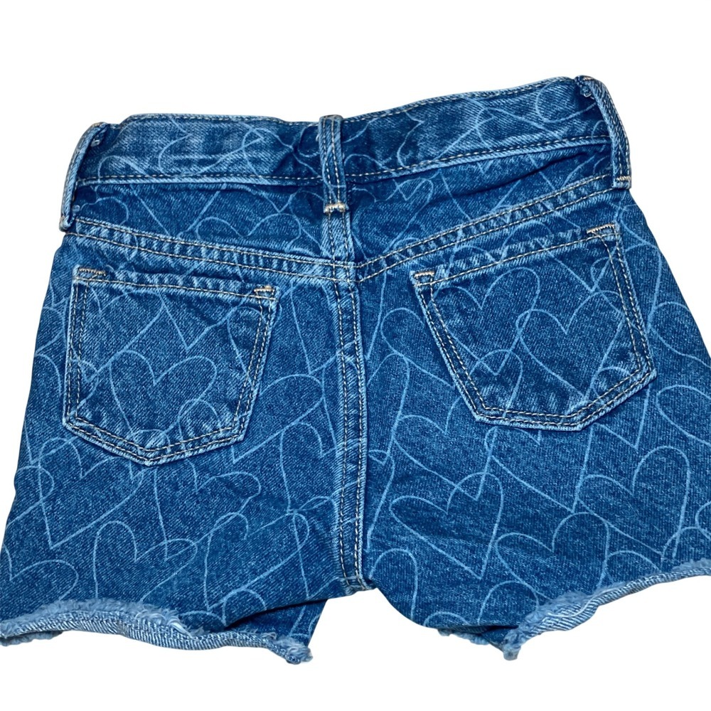 Old Navy Girls Size 4T Heart Print Denim Shorts Blue Medium Wash Frayed Hem - Picture 5 of 5